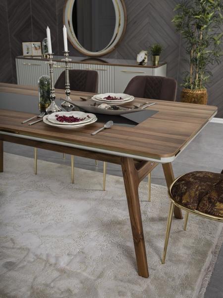 Alaska Yemek Odası