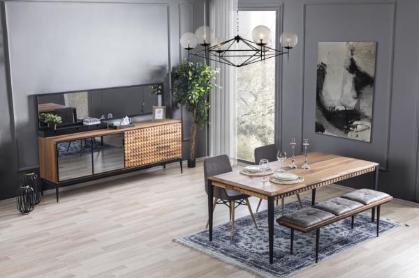 Piramit Yemek Odası