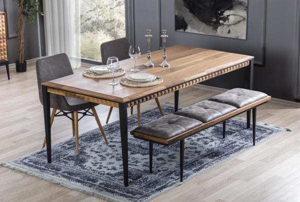 Piramit Yemek Odası