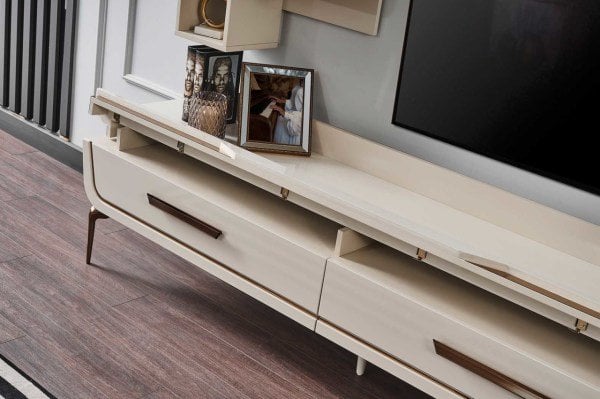Bugatti Tv Ünitesi