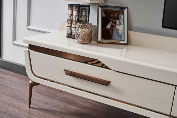 Bugatti Tv Ünitesi